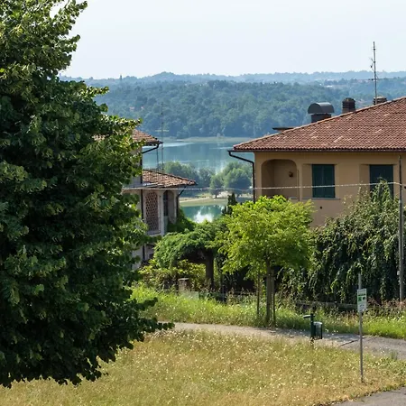 Loft 1 - In Zona Strategica Tra Le Perle Del Di Erba